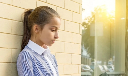 「扶禾心理案例」初一女生自暴自弃、休学1年多，如何重返校园？
