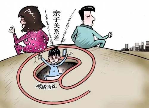 高一孩子沉迷手机，封闭自我，休学在家1年，如何顺利复学、融入集体？